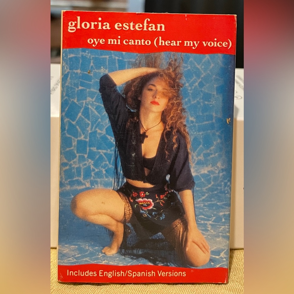 OYE MI CANTO / HEAR MY VOICE by GLORIA ESTEFAN (CASSETTE SINGLE, 1990)